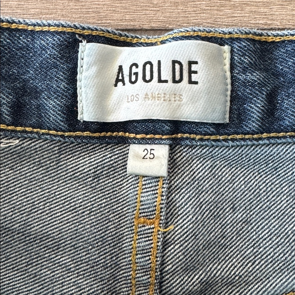 Agolde 90s Denim Shorts in Precision Size: 25 - Picture 3 of 5